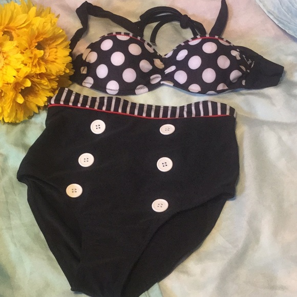 LAST 2❤️TRENDY RETRO PIN UP POLKA DOT BIKINI - Picture 2 of 8